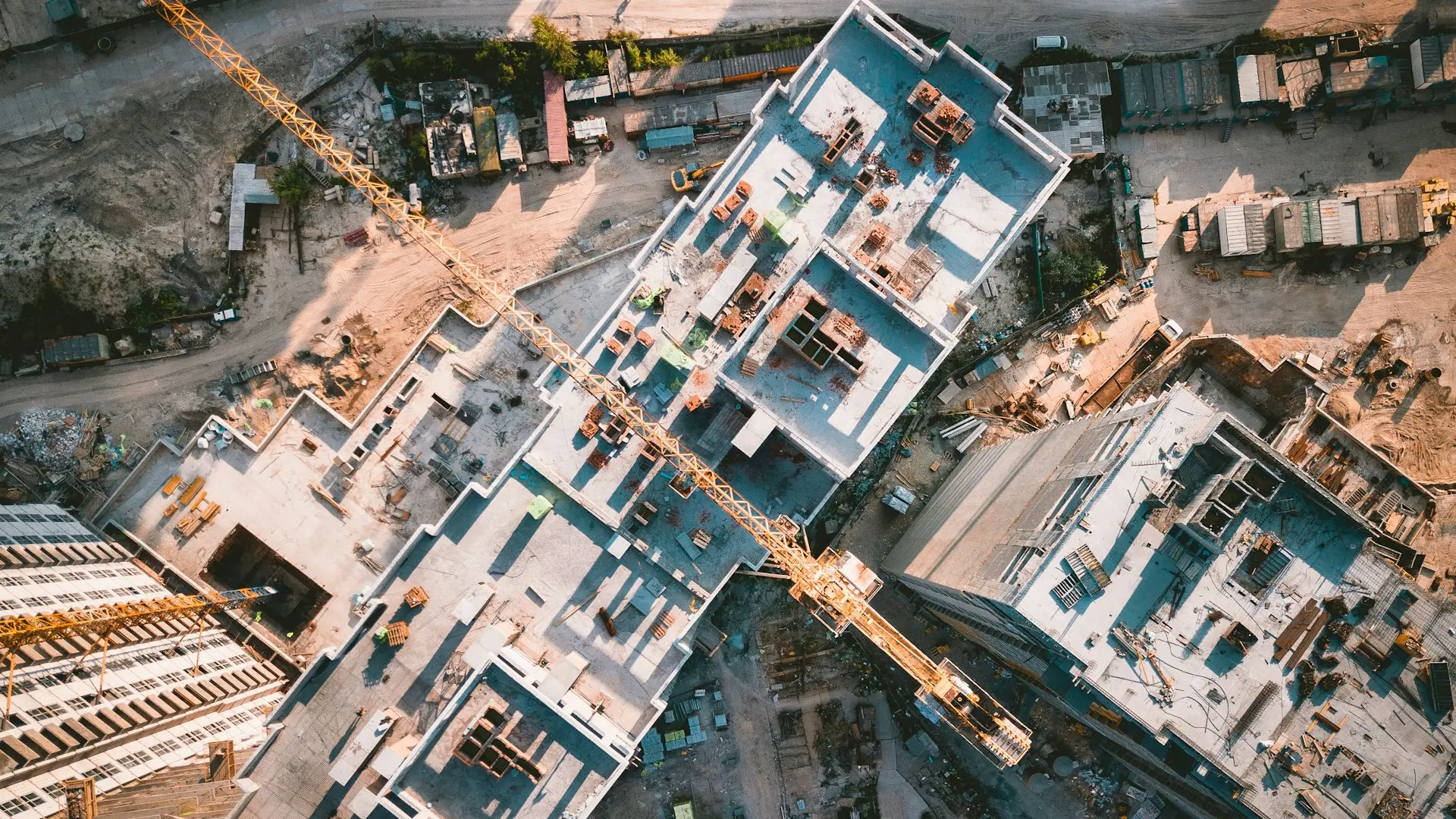 aerial view photography of vehicles and buildings during daytime